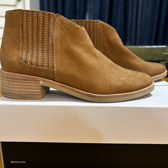 Dolce Vita Towne Bootie EUC Size 6 - Picture 3 of 6
